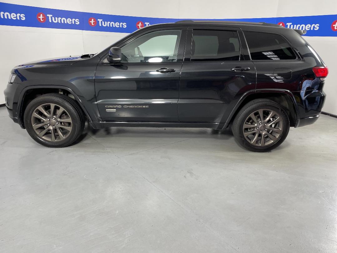 Photo '24' of Jeep Grand Cherokee