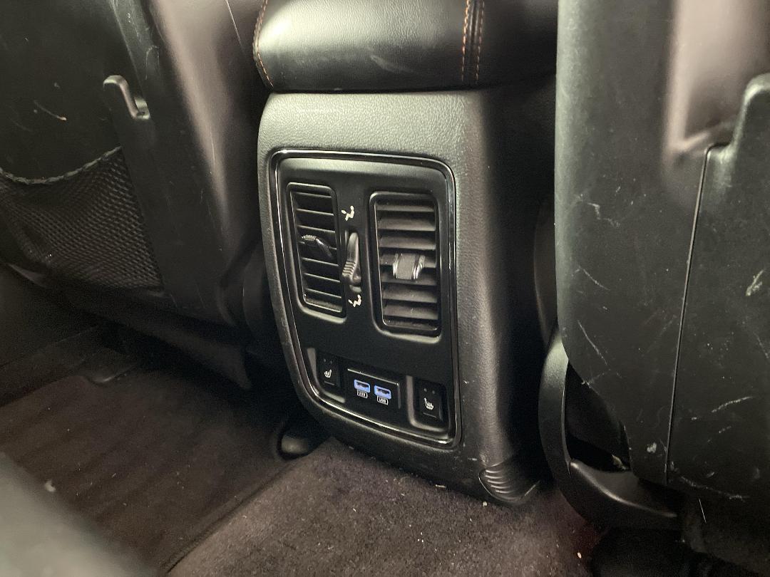 Photo '33' of Jeep Grand Cherokee