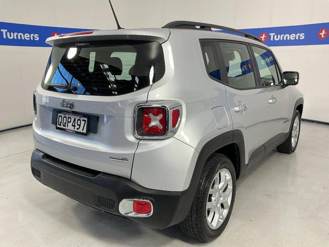 Photo '7' of Jeep Renegade Photo '7' of Jeep Renegade