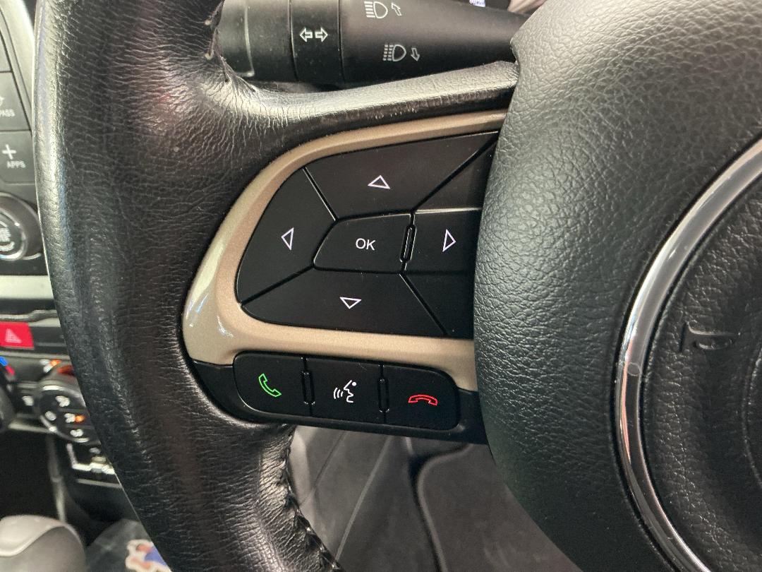 Photo '26' of Jeep Renegade Photo '26' of Jeep Renegade