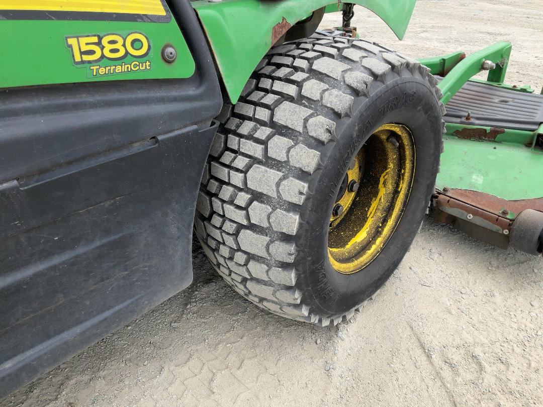 Photo '25' of JOHN DEERE 1580 Mower