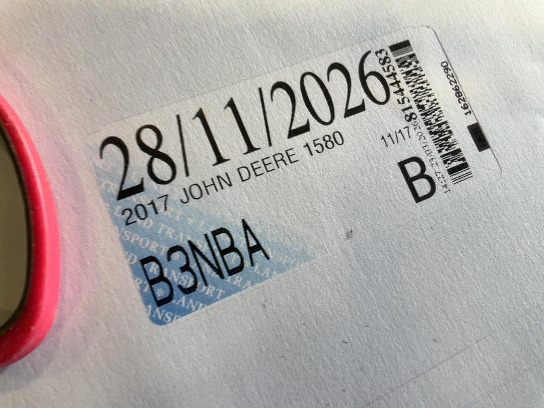 Photo '32' of JOHN DEERE 1580 Mower