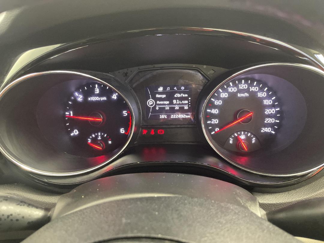 Photo '20' of KIA Carnival Photo '20' of KIA Carnival