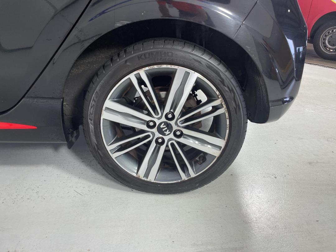 Photo '11' of KIA Picanto