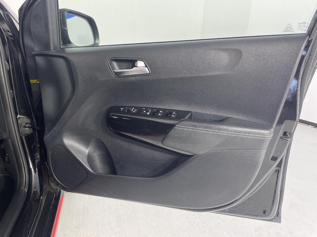 Photo '15' of KIA Picanto