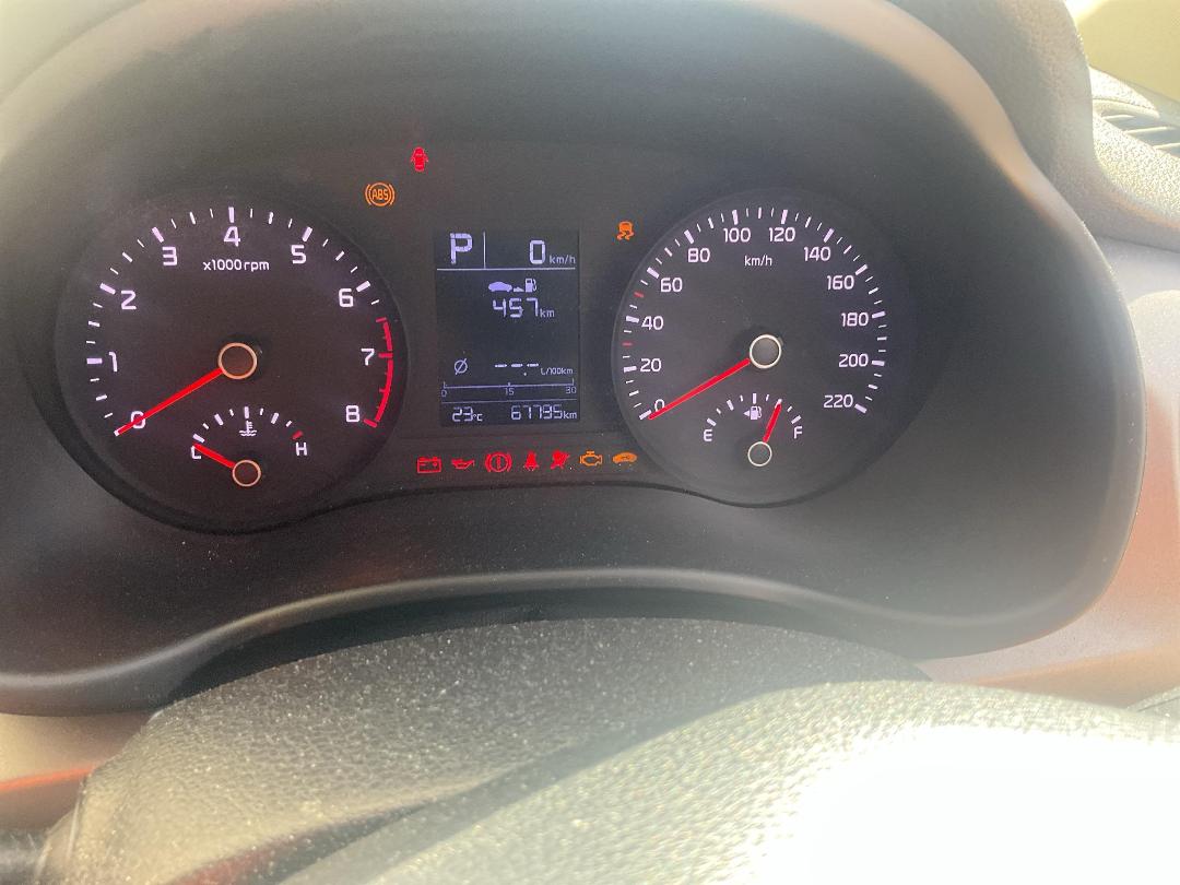 Photo '8' of KIA RIO LX Photo '8' of KIA RIO LX