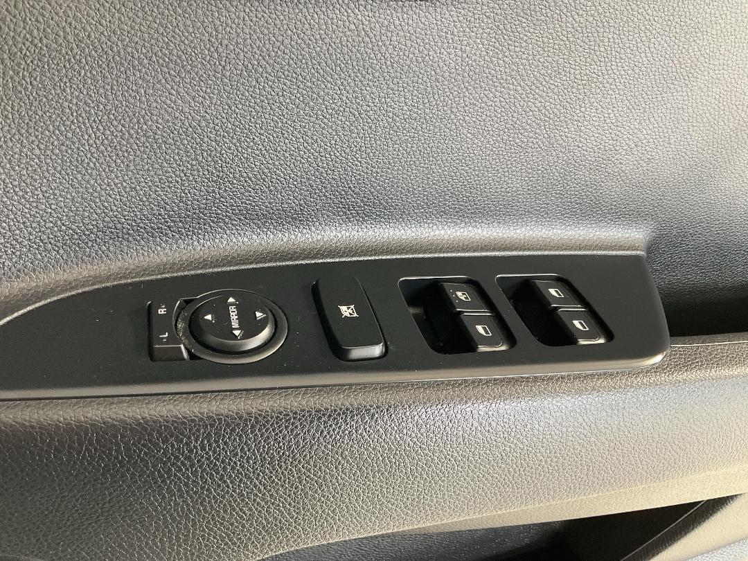 Photo '30' of KIA RIO Photo '30' of KIA RIO