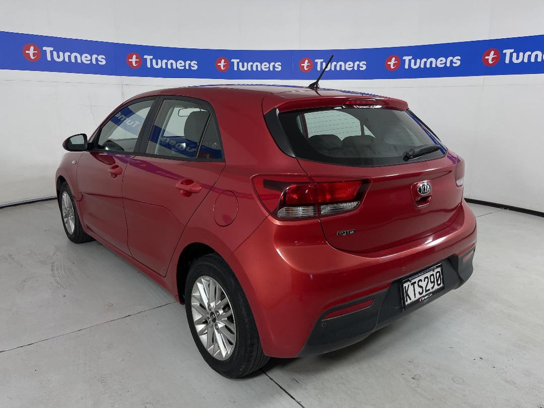 Photo '5' of KIA RIO Photo '5' of KIA RIO