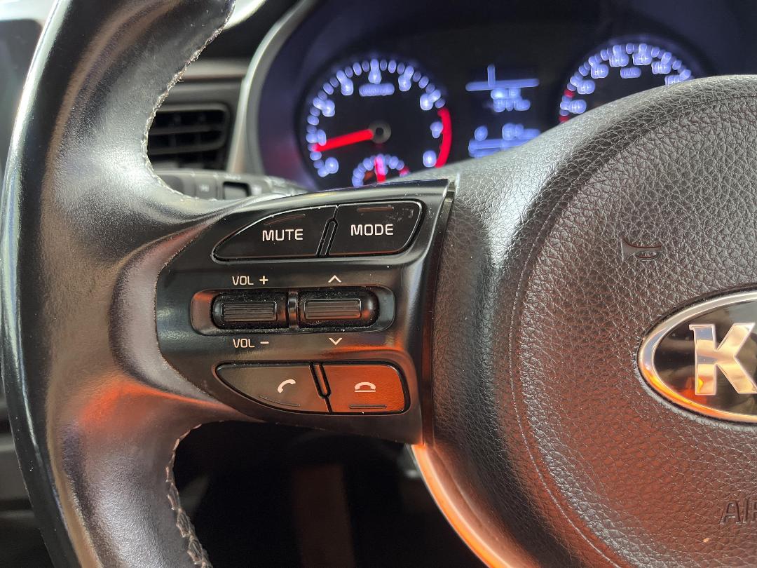 Photo '25' of KIA RIO Photo '25' of KIA RIO