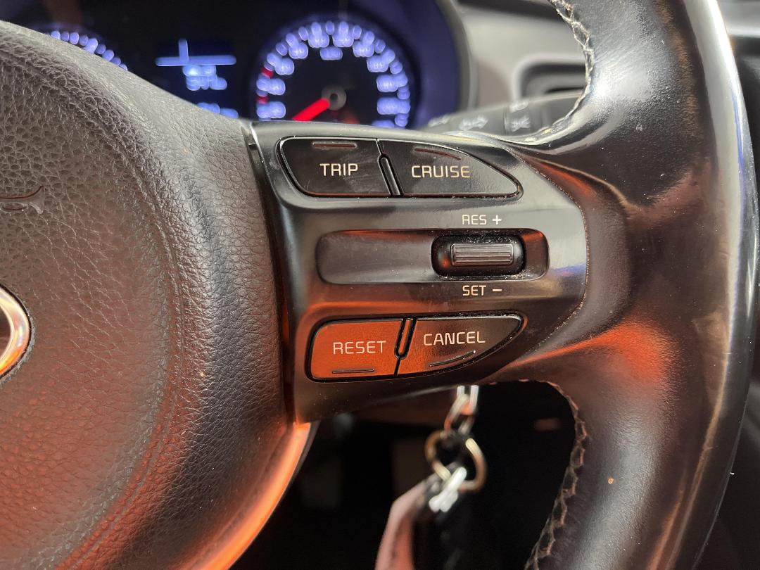 Photo '26' of KIA RIO Photo '26' of KIA RIO