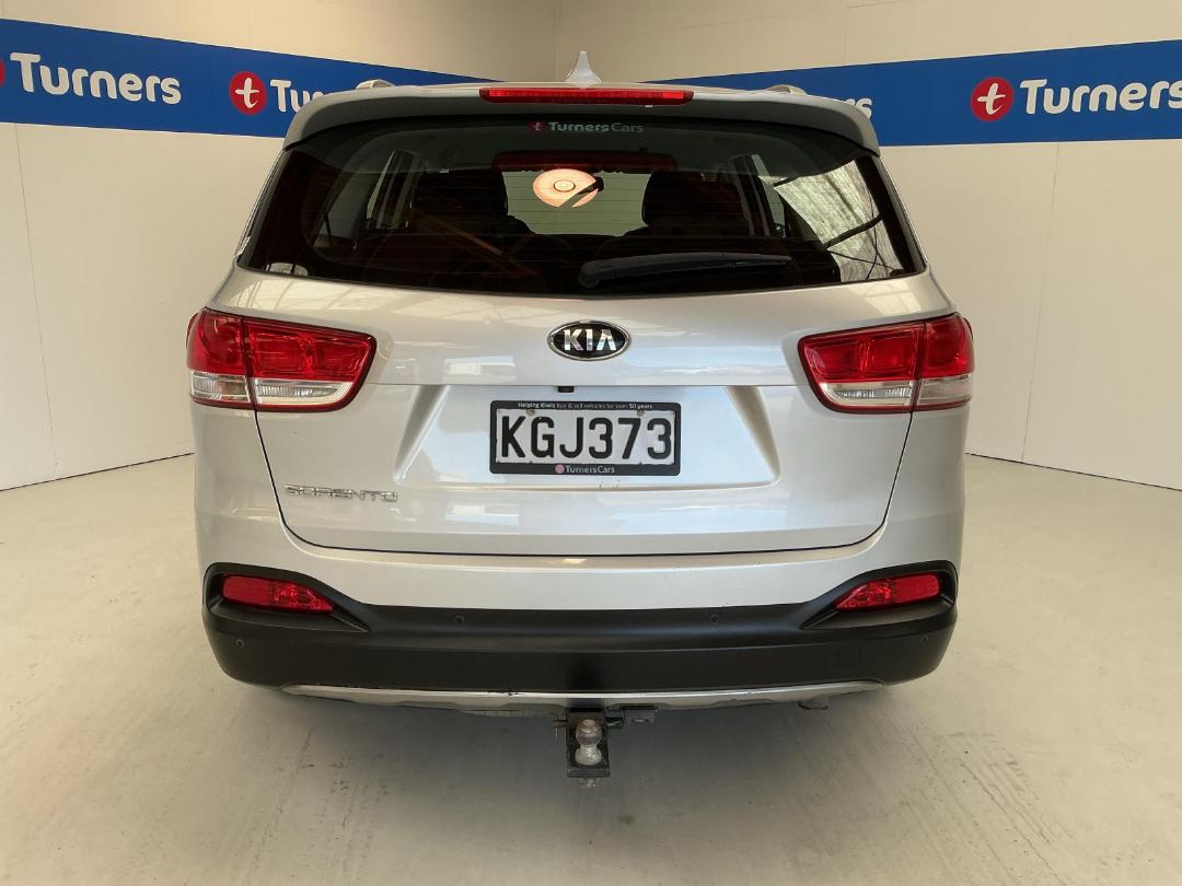 Photo '6' of KIA Sorento Photo '6' of KIA Sorento