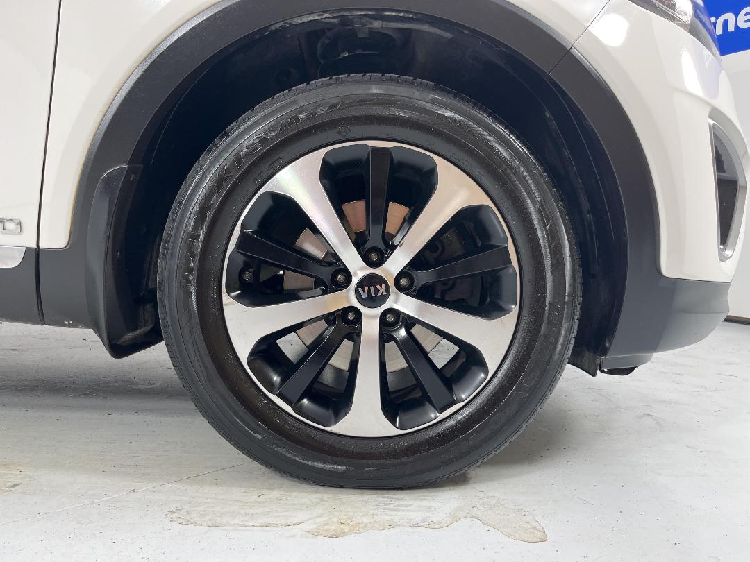 Photo '9' of KIA Sorento Photo '9' of KIA Sorento