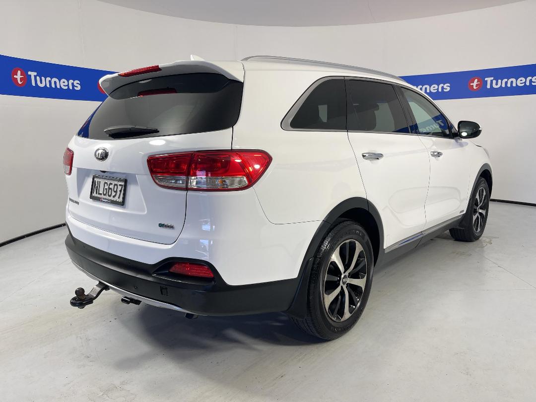 Photo '7' of KIA Sorento Photo '7' of KIA Sorento