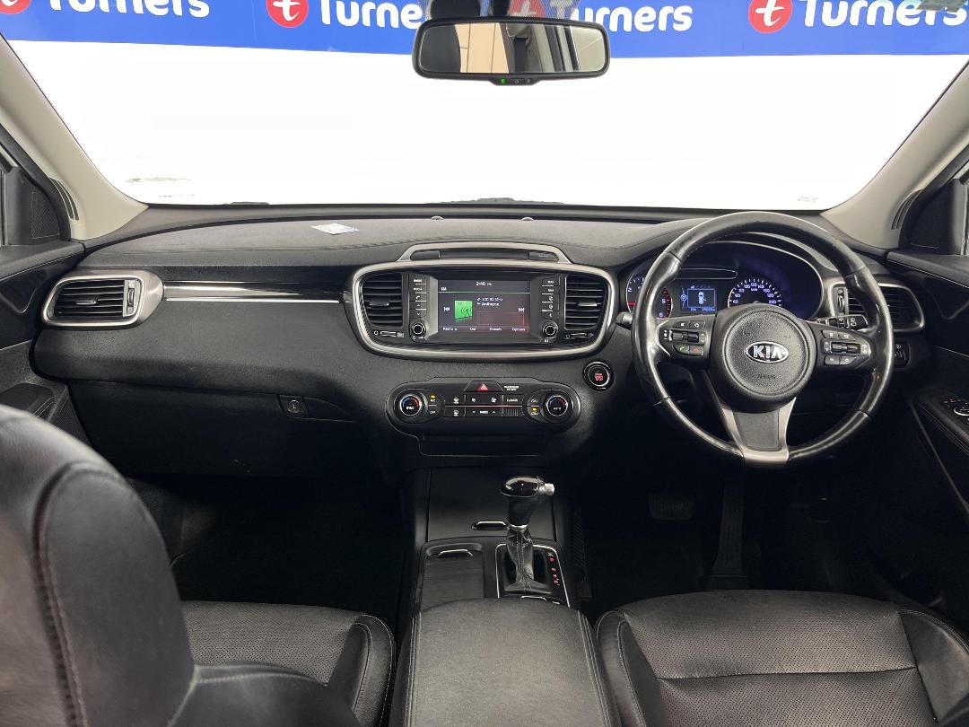 Photo '17' of KIA Sorento Photo '17' of KIA Sorento