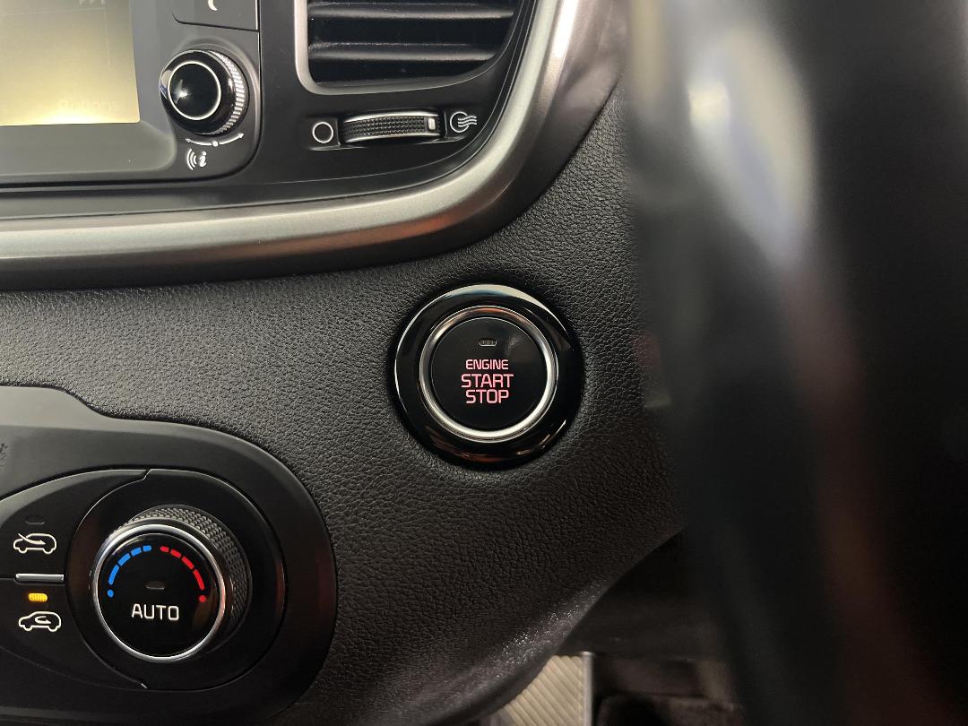 Photo '30' of KIA Sorento Photo '30' of KIA Sorento