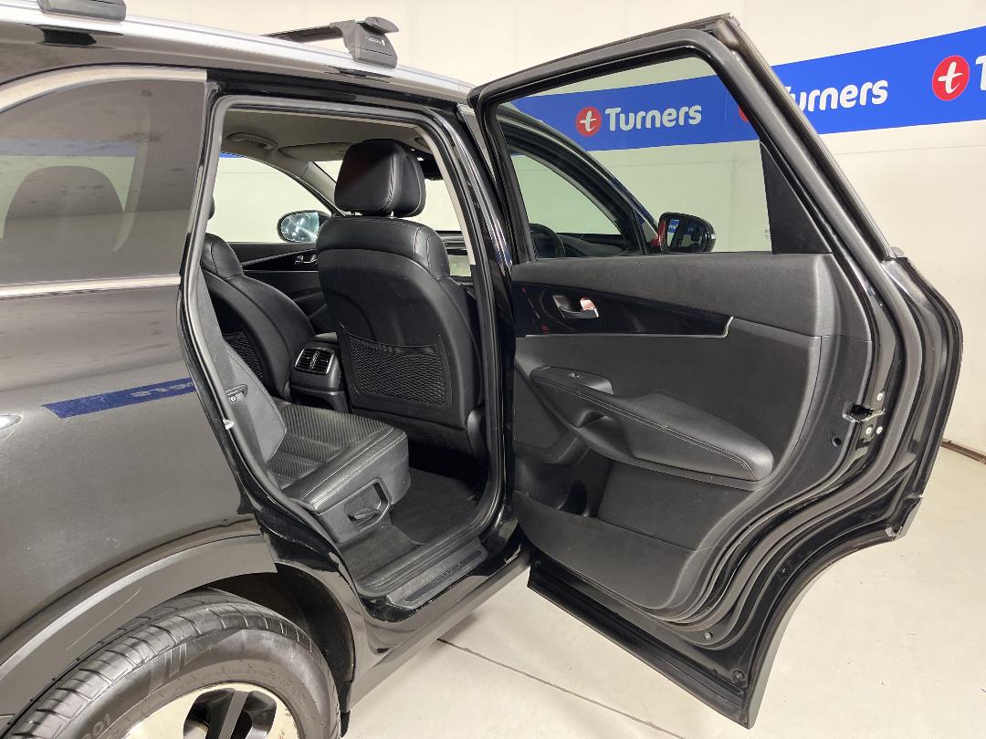 Photo '19' of KIA Sorento