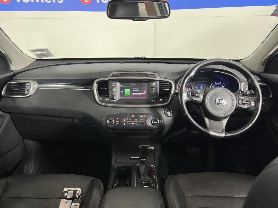 Photo '17' of KIA Sorento