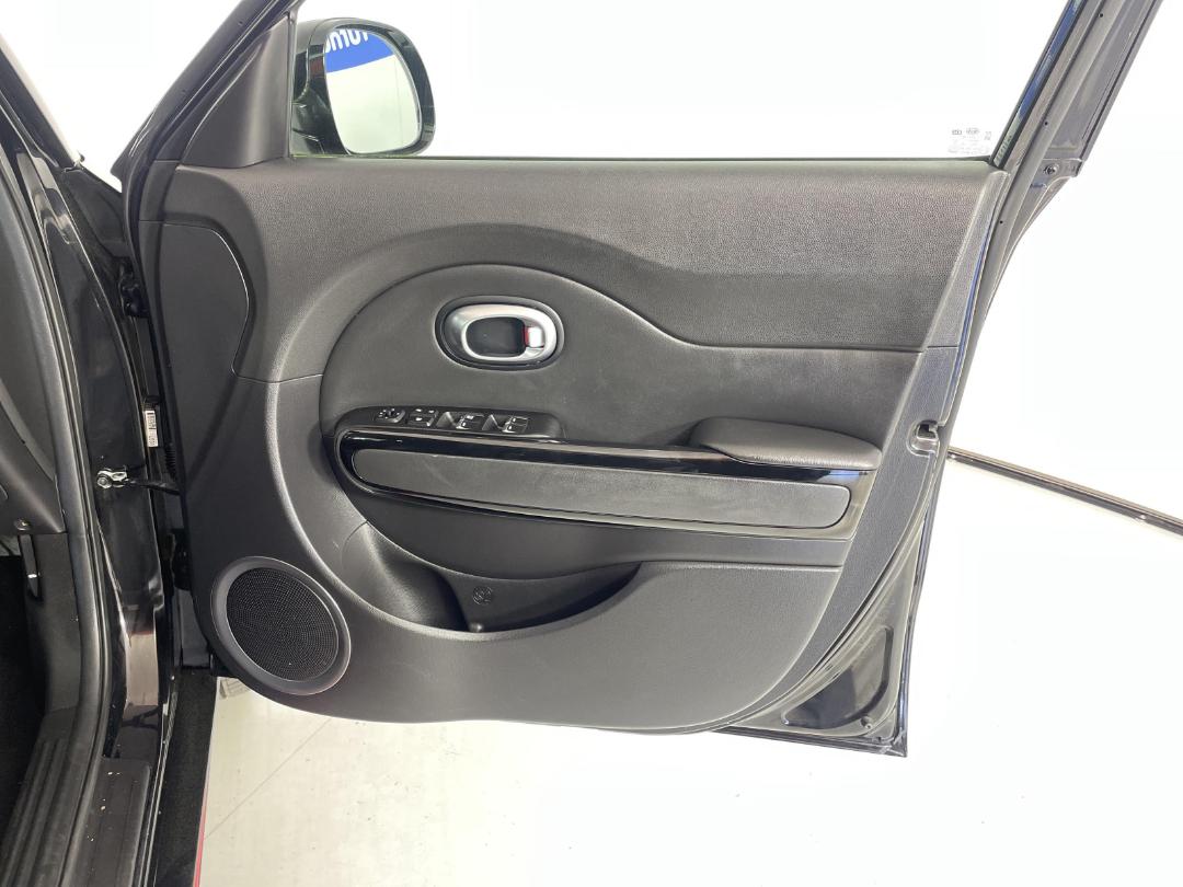 Photo '15' of KIA Soul