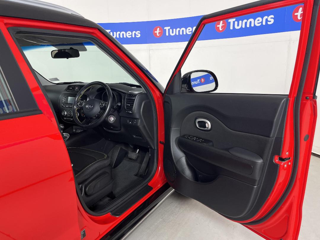 Photo '15' of KIA Soul Photo '15' of KIA Soul