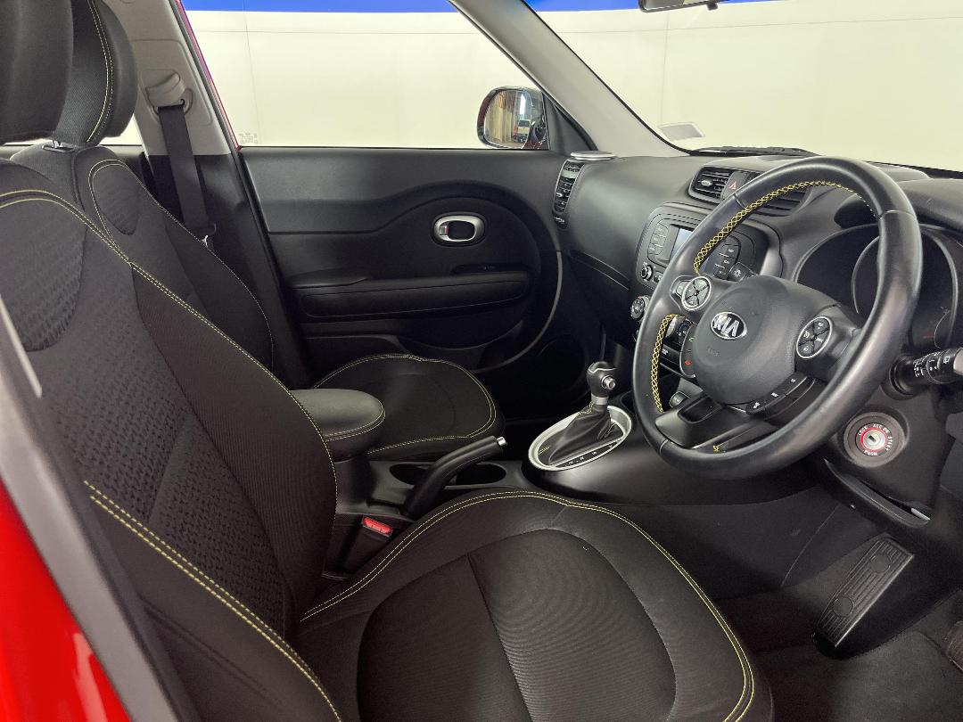 Photo '16' of KIA Soul Photo '16' of KIA Soul