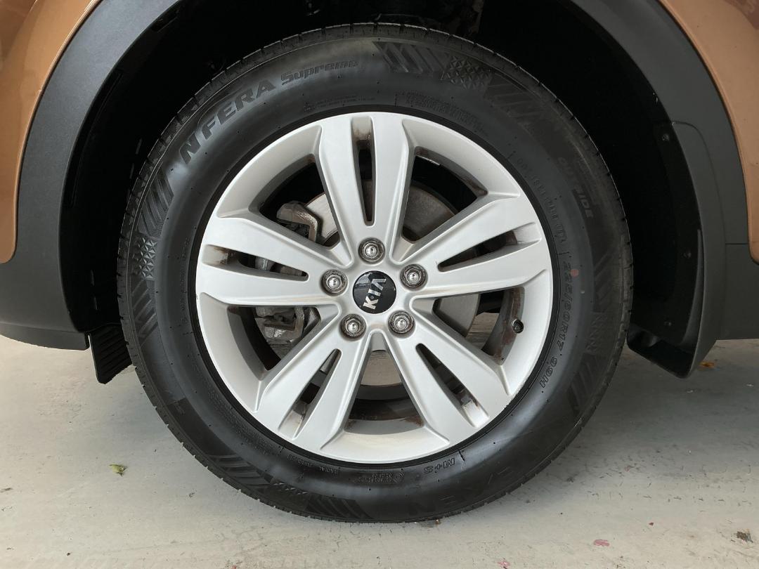 Photo '10' of KIA Sportage