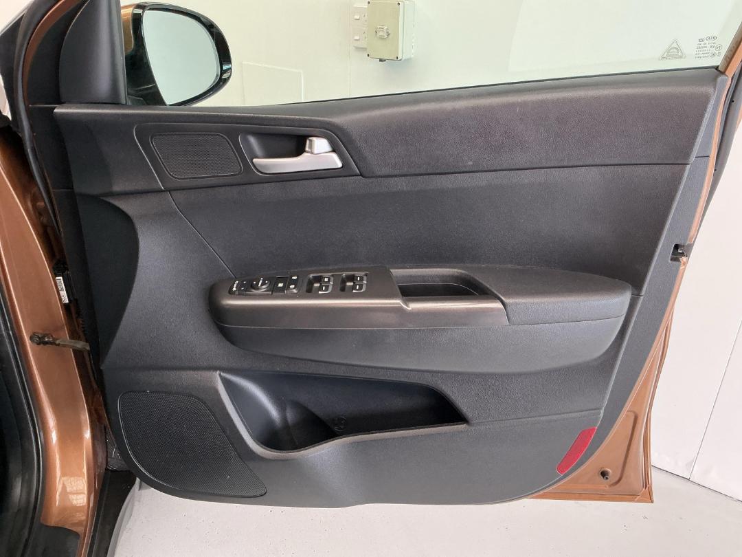 Photo '15' of KIA Sportage