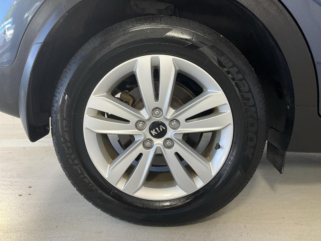 Photo '12' of KIA Sportage Photo '12' of KIA Sportage