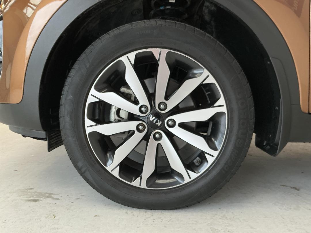 Photo '10' of KIA Sportage Photo '10' of KIA Sportage