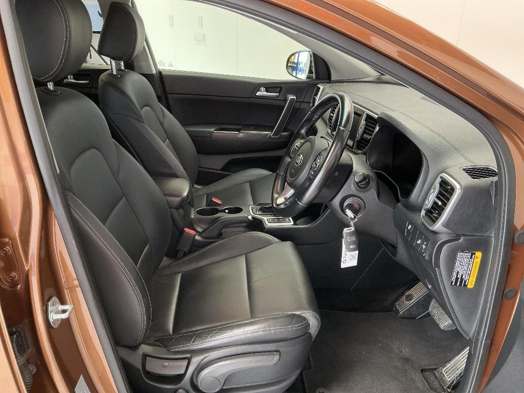 Photo '16' of KIA Sportage Photo '16' of KIA Sportage