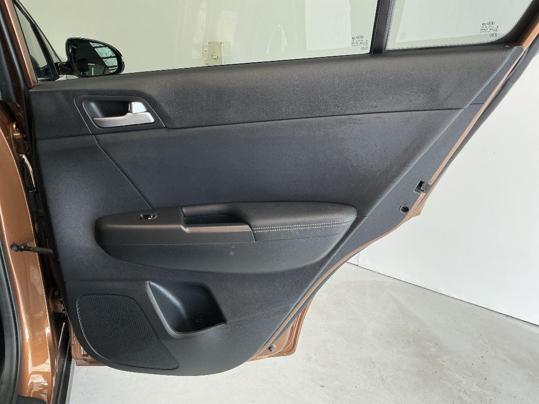 Photo '19' of KIA Sportage Photo '19' of KIA Sportage