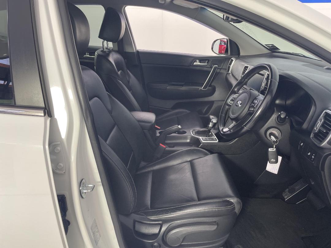 Photo '16' of KIA Sportage Photo '16' of KIA Sportage