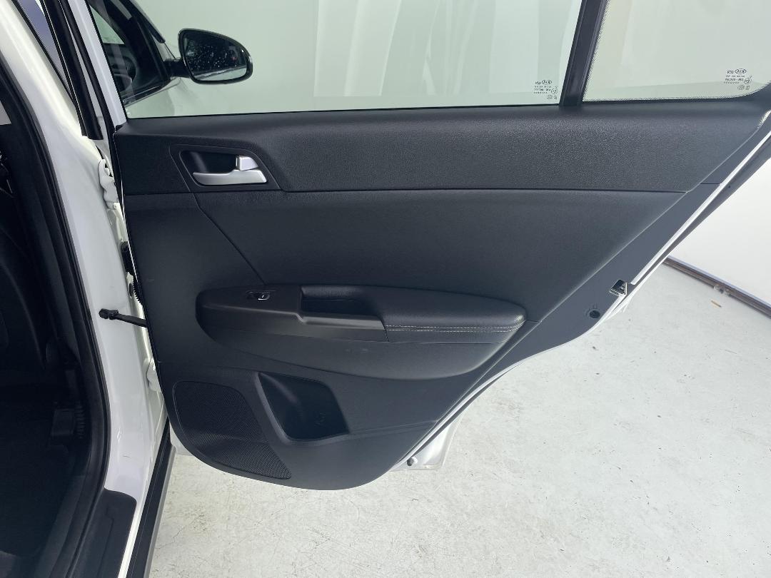 Photo '19' of KIA Sportage Photo '19' of KIA Sportage