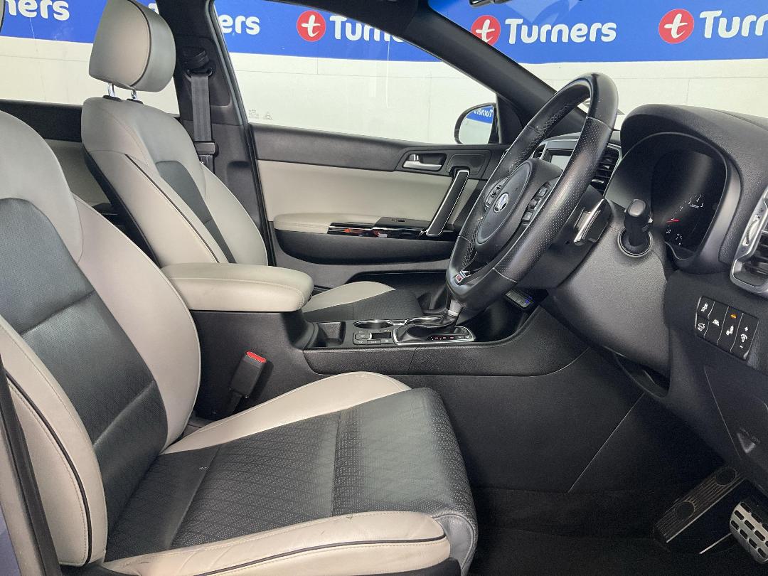 Photo '16' of KIA Sportage Photo '16' of KIA Sportage