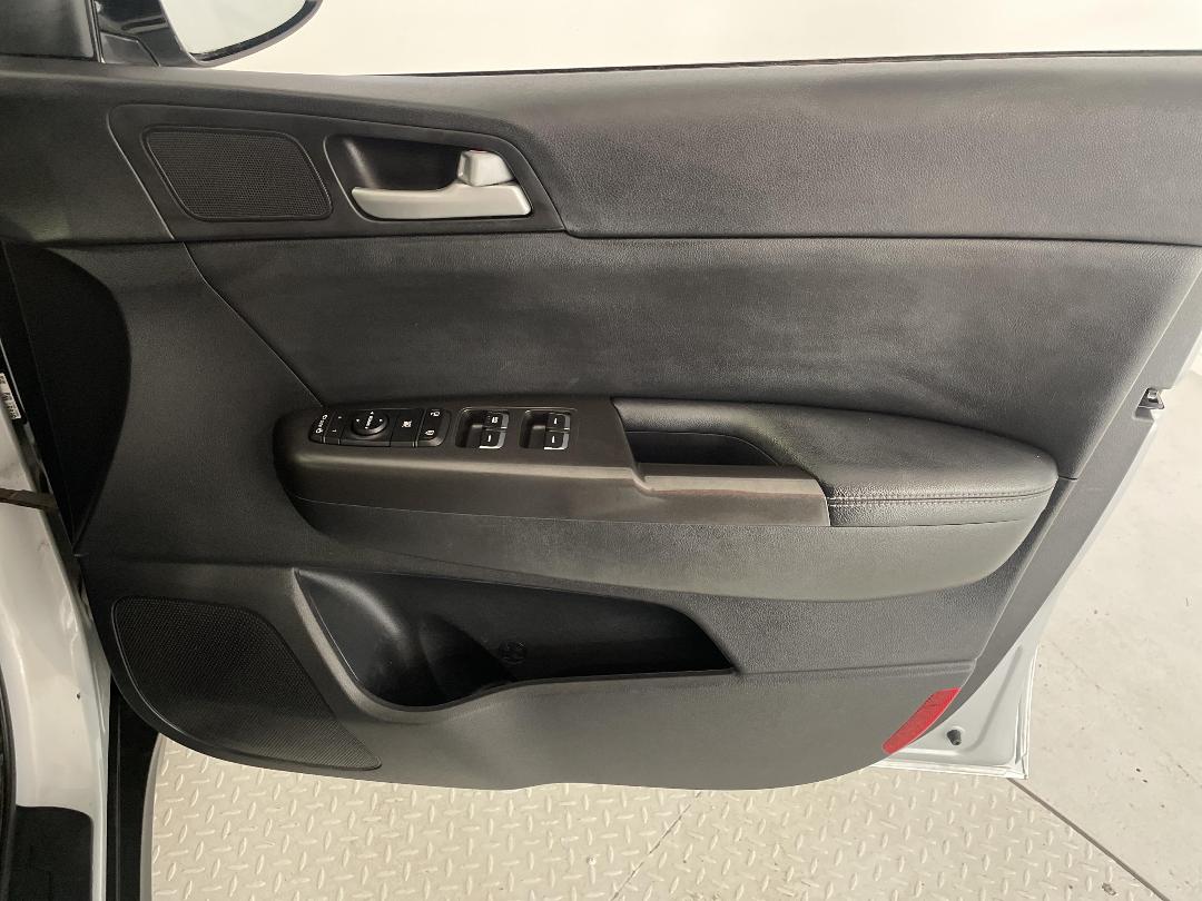 Photo '15' of KIA Sportage