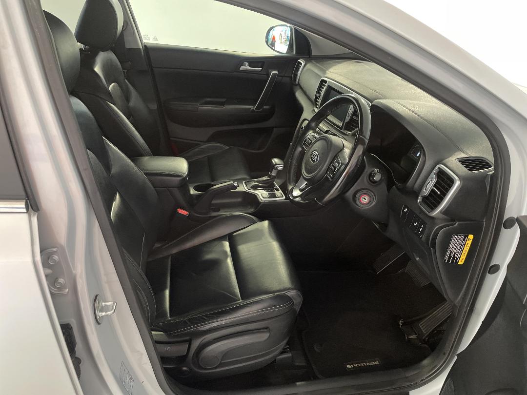 Photo '16' of KIA Sportage