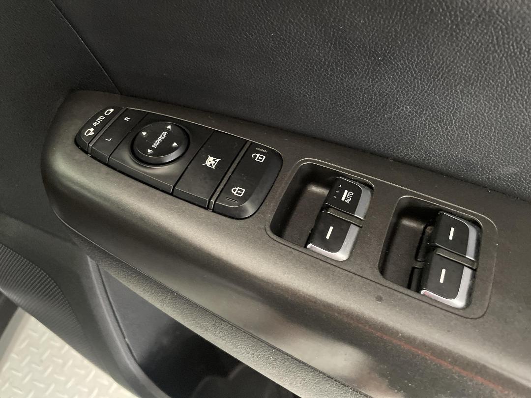 Photo '24' of KIA Sportage