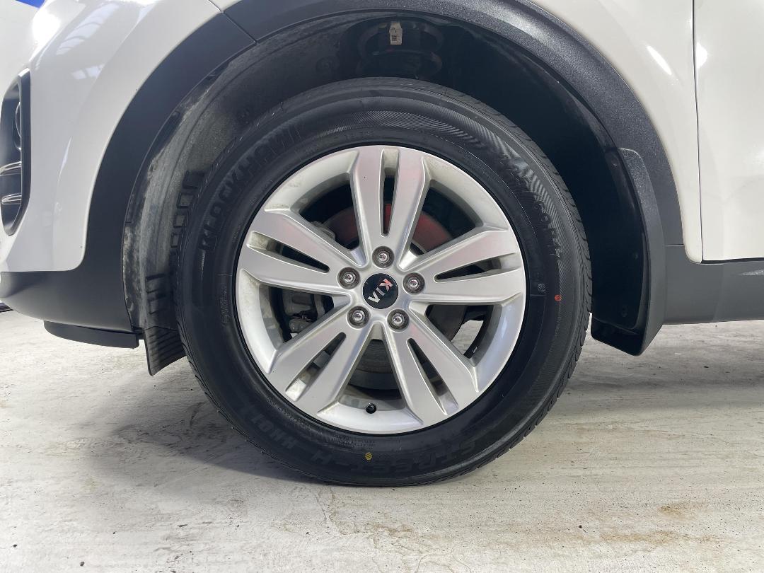 Photo '10' of KIA Sportage