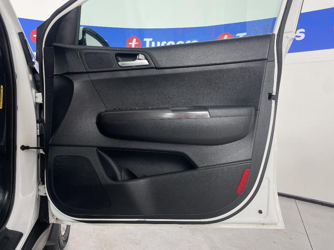 Photo '15' of KIA Sportage