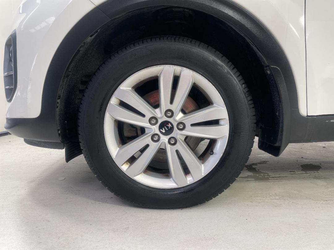 Photo '10' of KIA Sportage