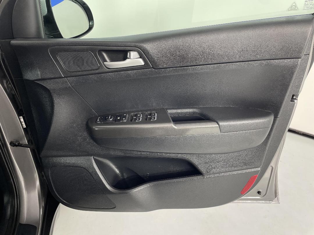 Photo '15' of KIA Sportage