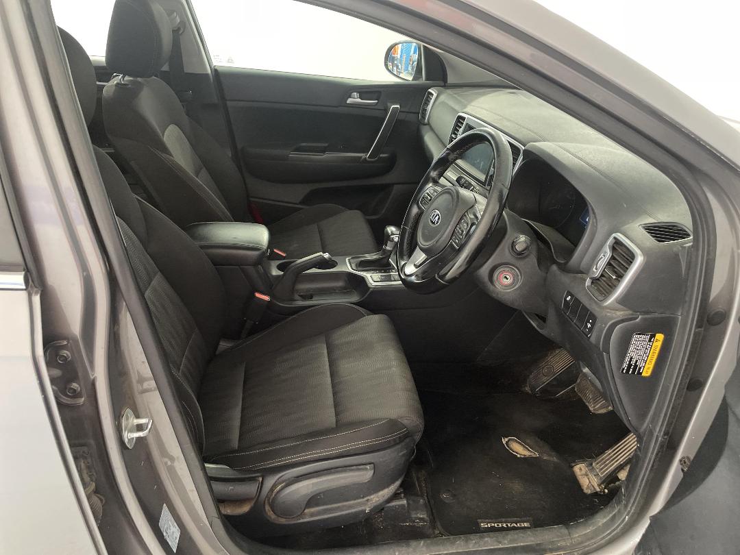 Photo '16' of KIA Sportage Photo '16' of KIA Sportage