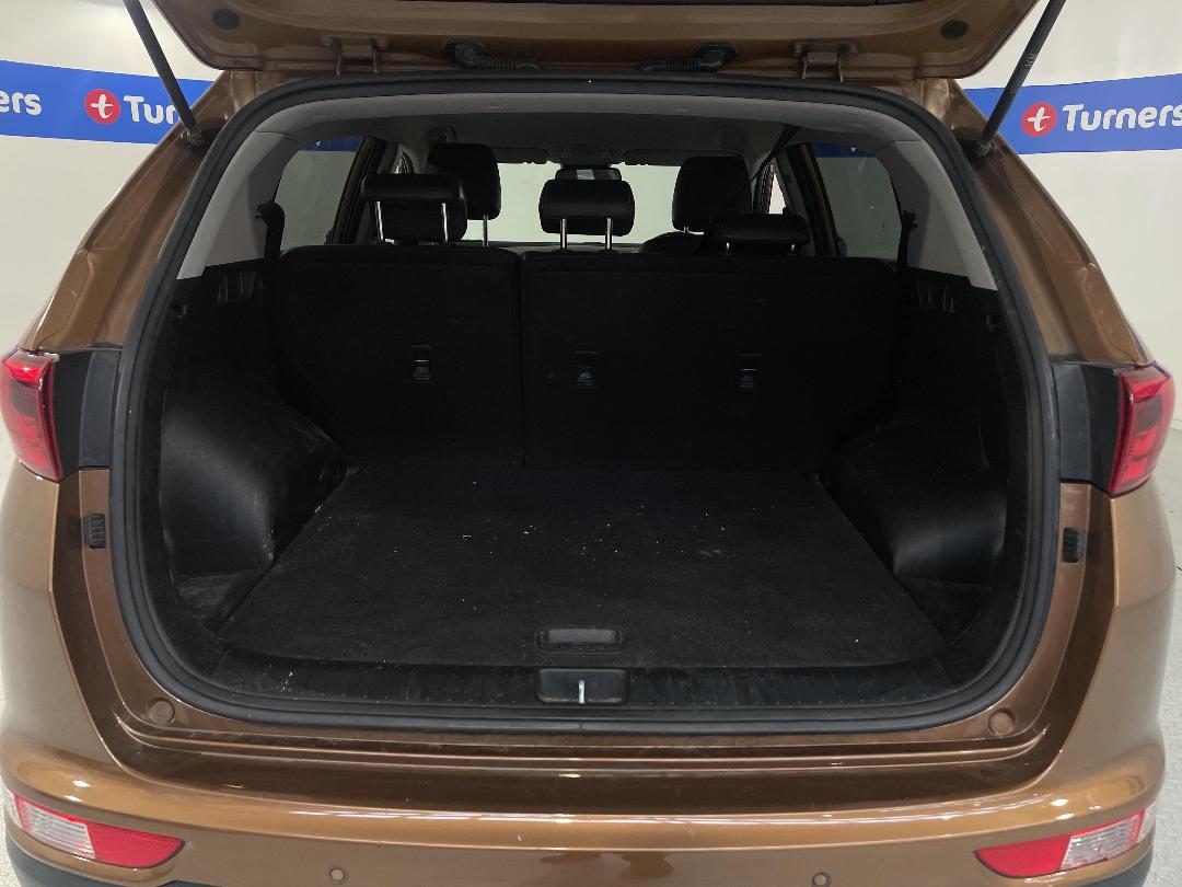 Photo '14' of KIA Sportage Photo '14' of KIA Sportage