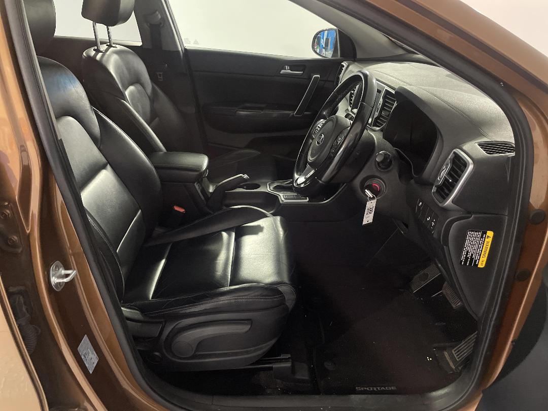 Photo '16' of KIA Sportage Photo '16' of KIA Sportage