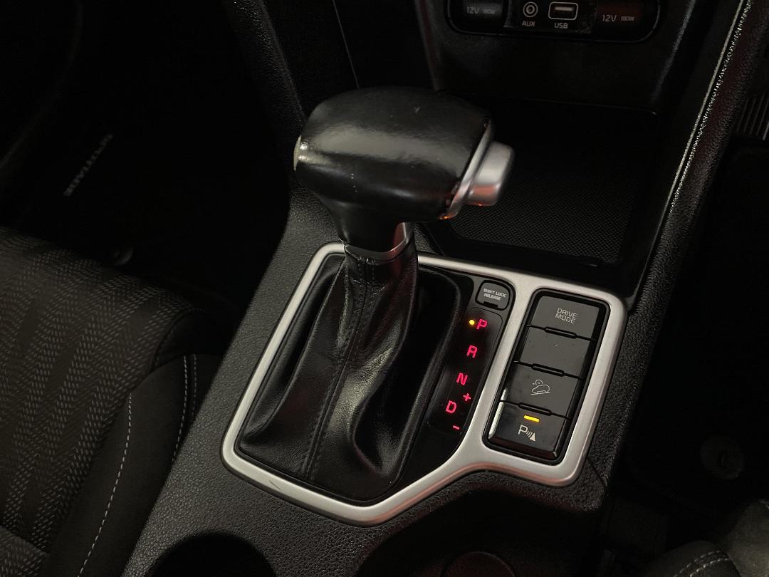 Photo '32' of KIA Sportage