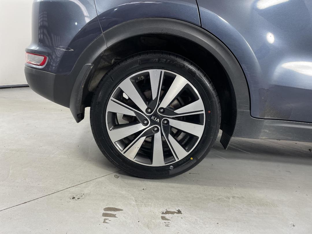 Photo '12' of KIA Sportage