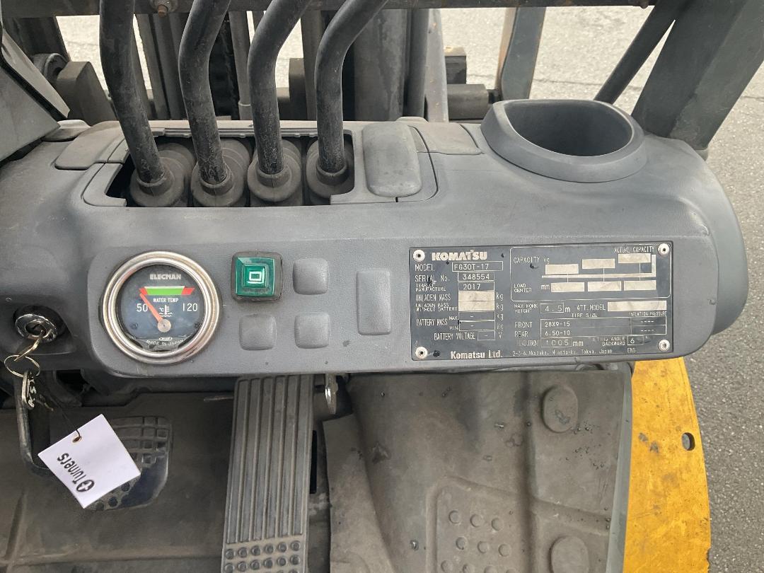 Photo '12' of KOMATSU FG30T-17 Forklift
