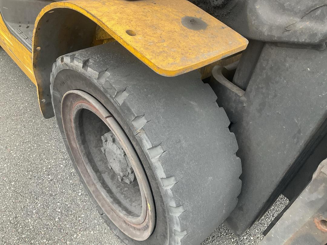 Photo '22' of KOMATSU FG30T-17 Forklift