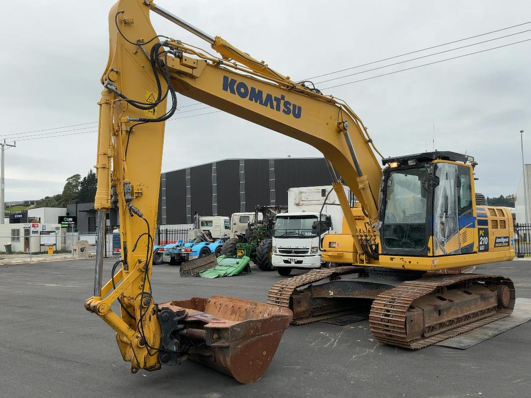 Photo '9' of Komatsu PC210CI-10 Excavator