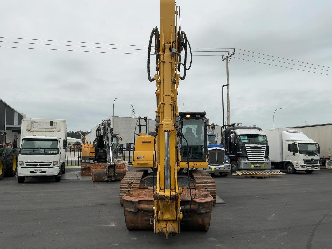 Photo '10' of Komatsu PC210CI-10 Excavator