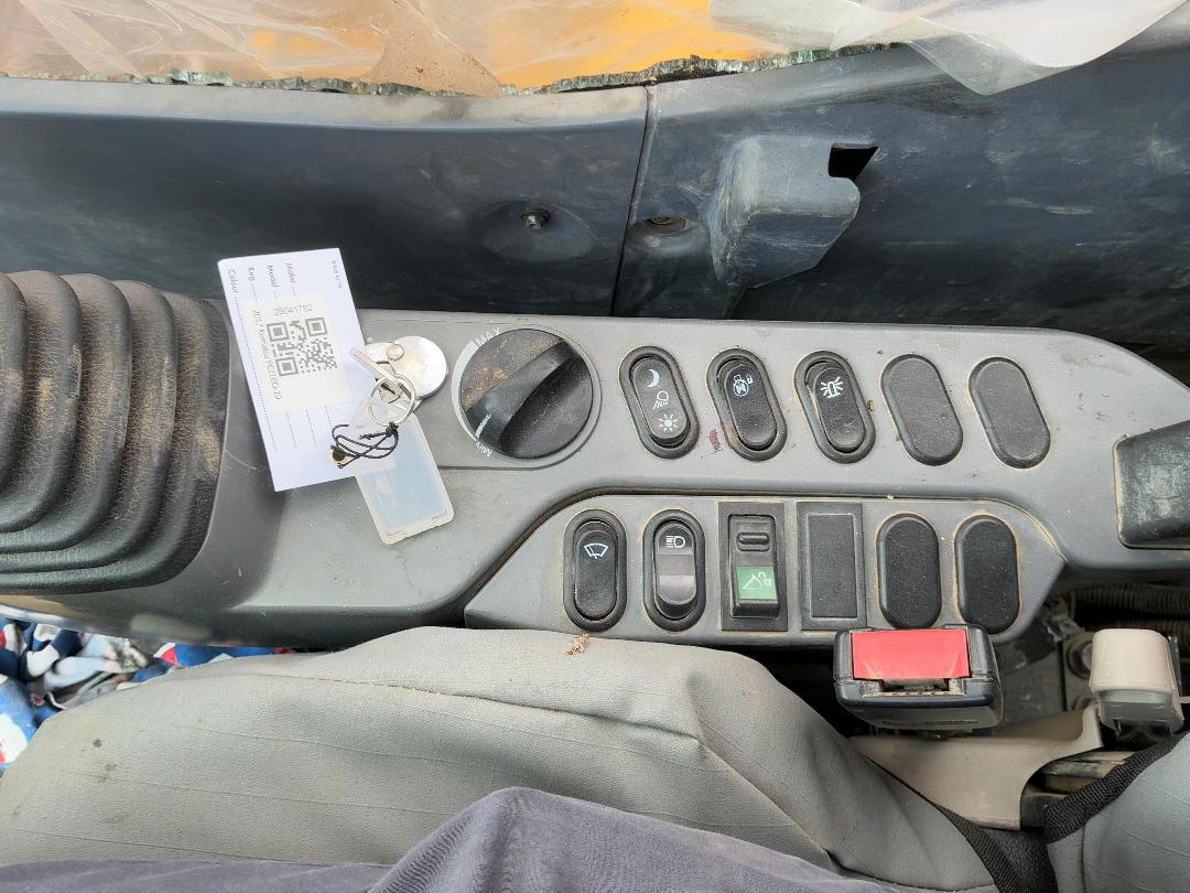 Photo '16' of Komatsu PC210CI-10 Excavator